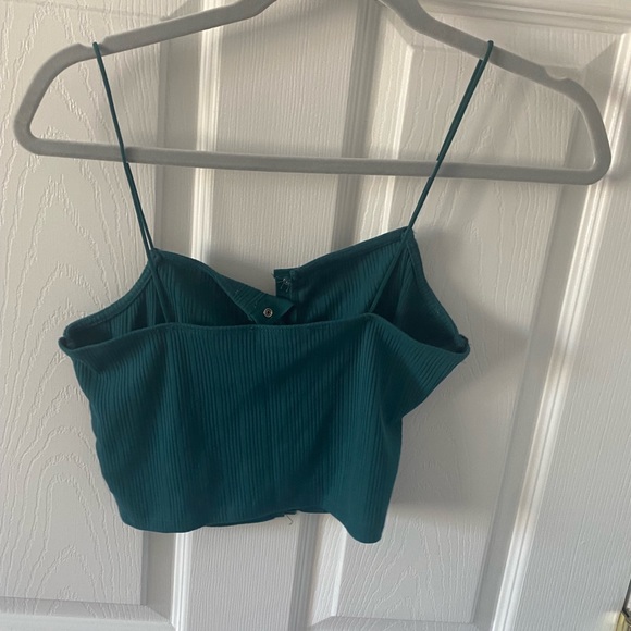 Size: M - Picture 2 of 3